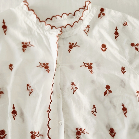 *SOLD* Talbots Floral Embroidered Scallop Button Down Shirt - Size 2X - Picture 6 of 6